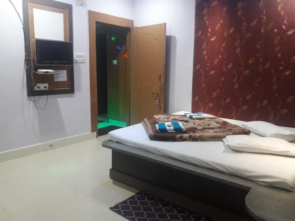 Hotel Rajvihar Pachmarhi Exterior photo